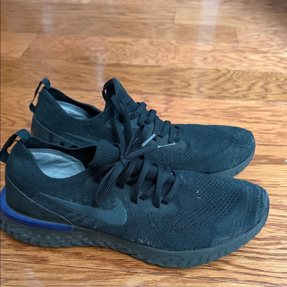 Nike Men's Black and Blue Athletic Shoes